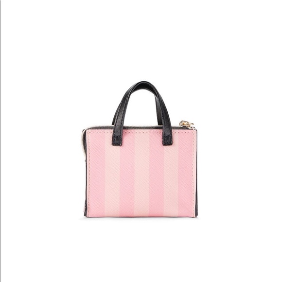 Victoria’s secret logo key chain coin/card holder - Picture 8 of 8